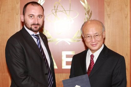 Постоянният представител на България Светослав Спасов връчи акредитивните си писма на генералния директор на МААЕ